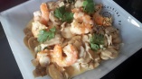 Crevettes champignons au rivesalt curry et coriandre